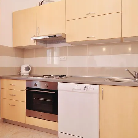 Lovely In With Swimming Pool * Nin