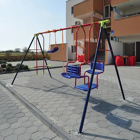 Lovely In With Swimming Pool