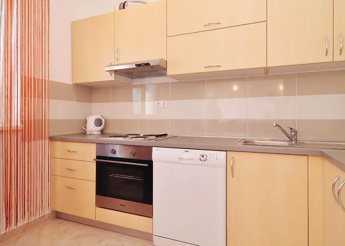 Lovely In With Swimming Pool * Nin