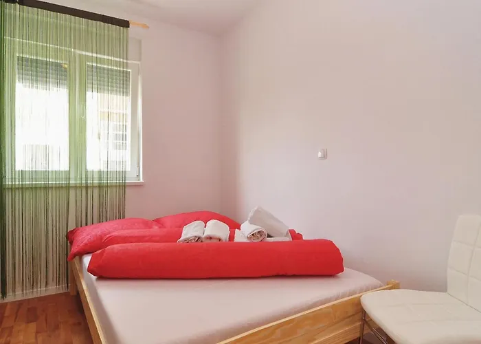 Lovely In With Swimming Pool * Nin