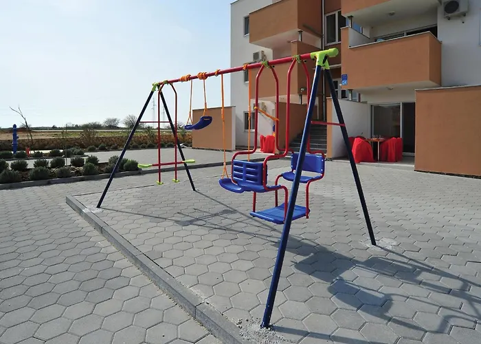 Lovely In With Swimming Pool